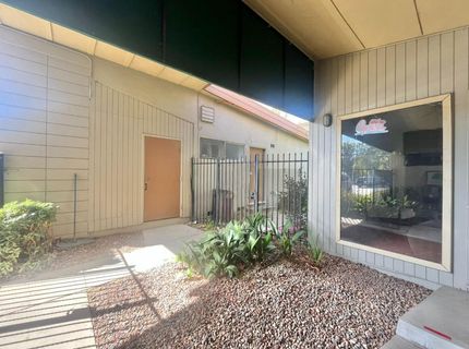 8329 Fair Oaks Blvd, Carmichael, CA 95608 Photo