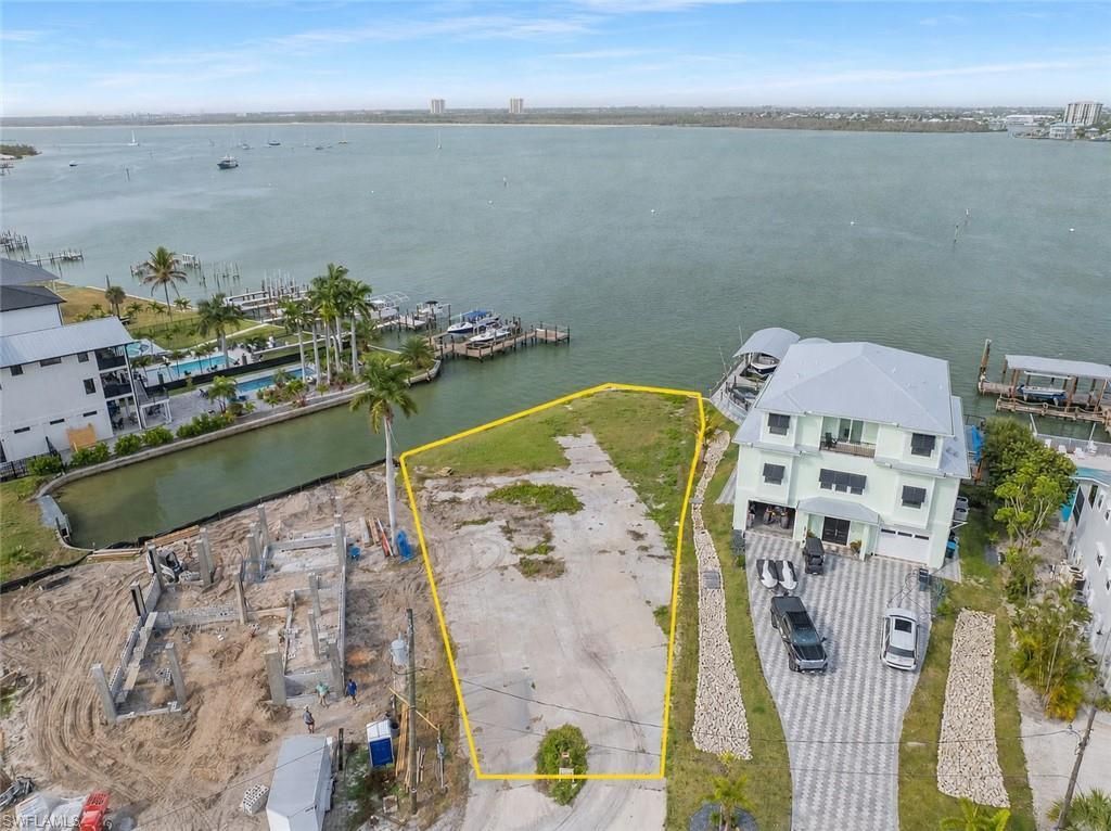 507 Carlos Cir, Fort Myers Beach, FL 33931 Photo