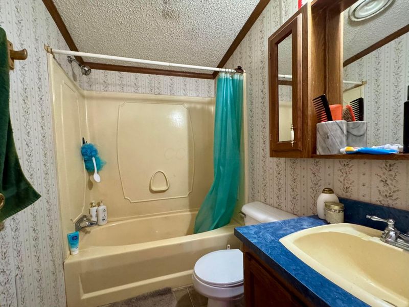 2492 Township Road 145 NE, Somerset, OH 43783 Photo 11