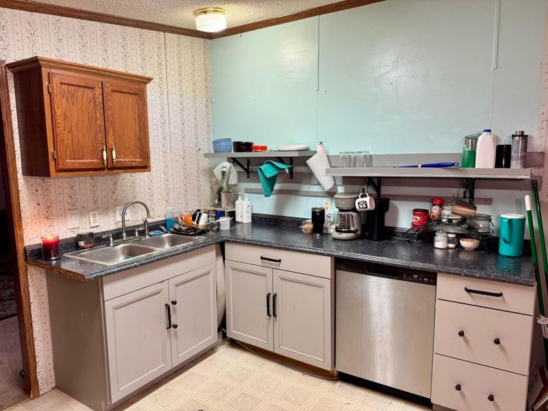 2492 Township Road 145 NE, Somerset, OH 43783 Photo 4