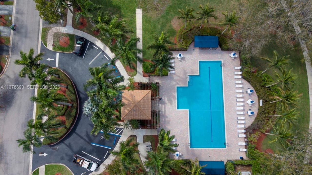 1418 Barcelona Way , Unit 6-23, Weston, FL 33327 Photo