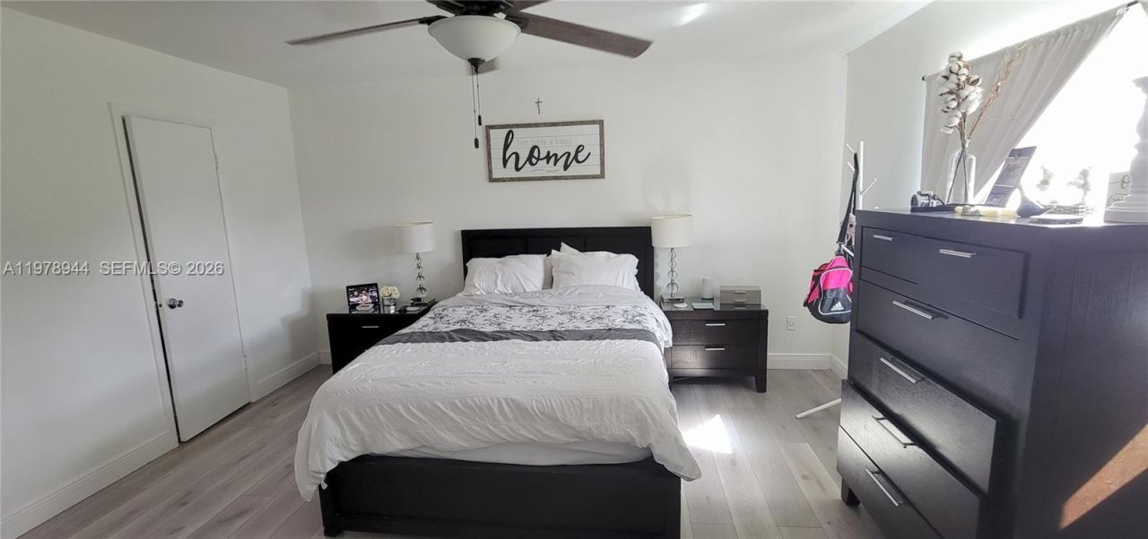 11396 SW 65th St , Miami, FL 33173 Photo