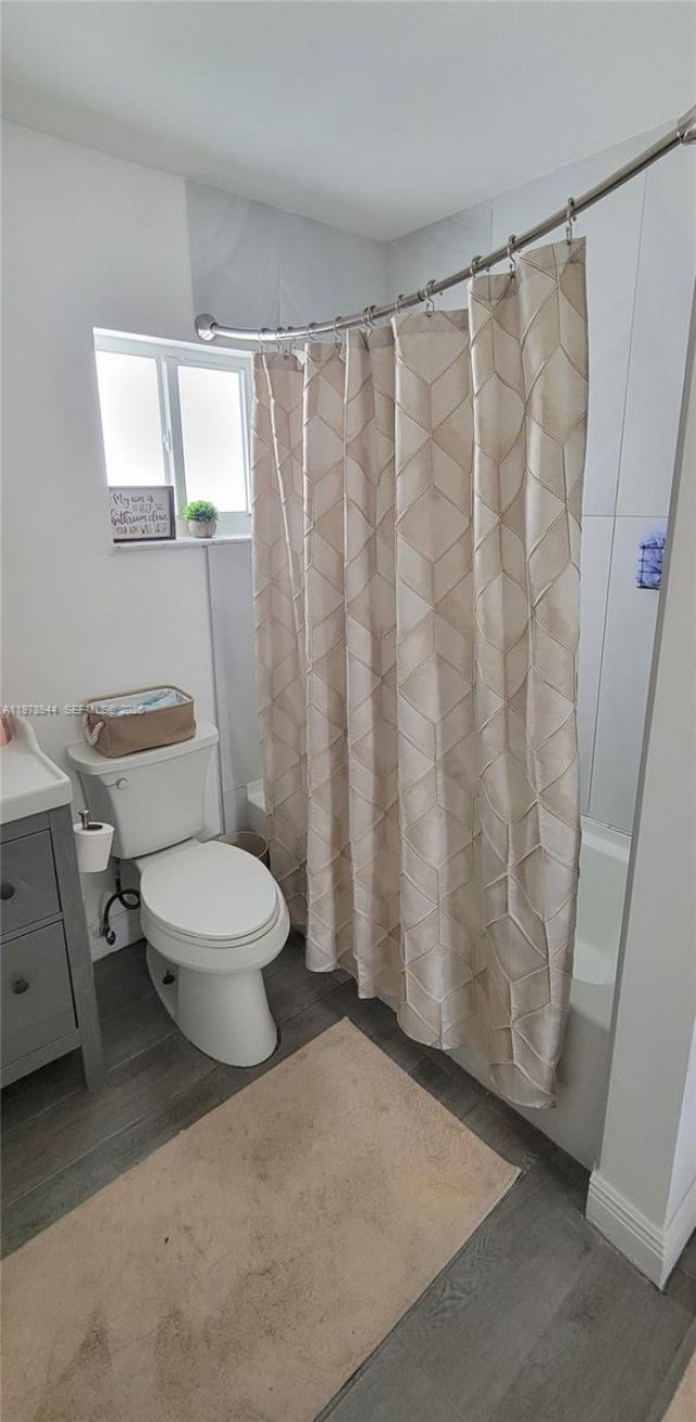 11396 SW 65th St , Miami, FL 33173 Photo