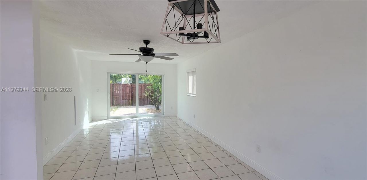 11396 SW 65th St, Miami, FL 33173 Photo