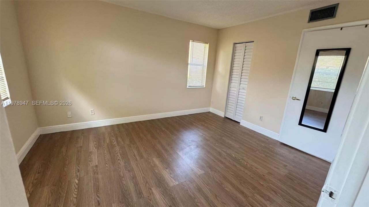 10349 NW 8th St, Unit 106, Pembroke Pines, FL 33026 Photo