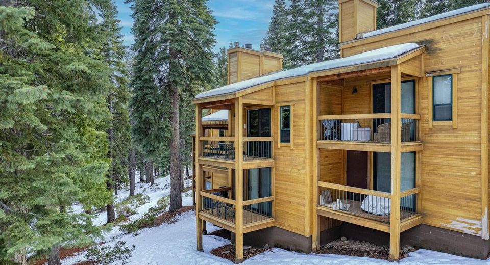 5030 Gold Bend, Truckee, CA 96161 Photo