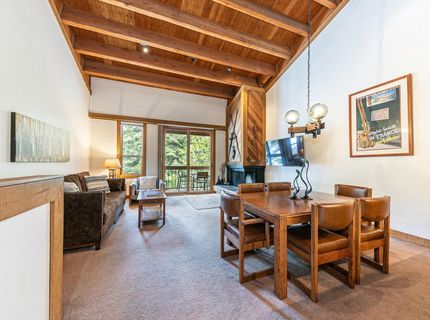 5030 Gold Bend, Truckee, CA 96161 Photo