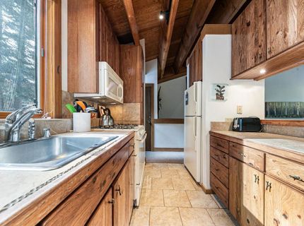 5030 Gold Bend, Truckee, CA 96161 Photo