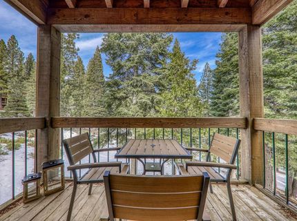 5030 Gold Bend, Truckee, CA 96161 Photo