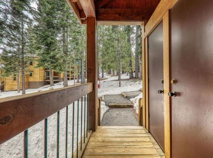 5030 Gold Bend, Truckee, CA 96161 Photo