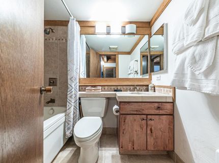 5030 Gold Bend, Truckee, CA 96161 Photo