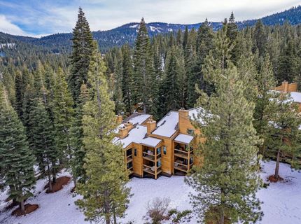 5030 Gold Bend, Truckee, CA 96161 Photo