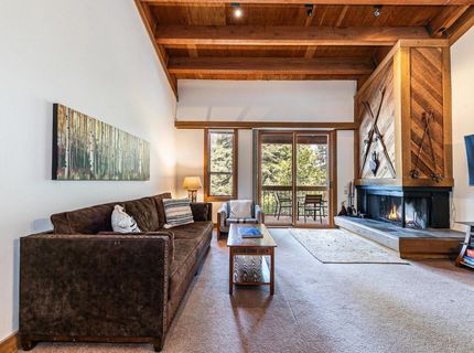 5030 Gold Bend, Truckee, CA 96161 Photo