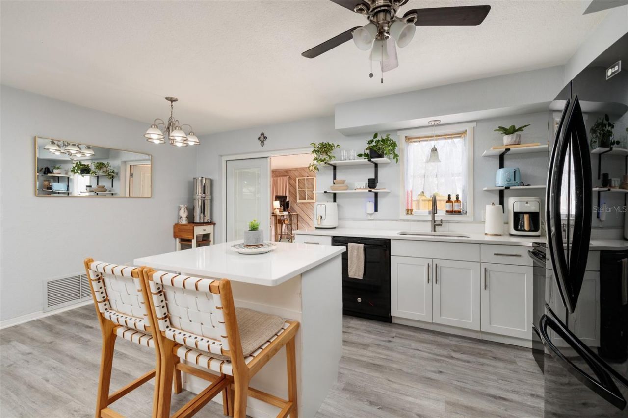 3595 79th Street N, Saint Petersburg, FL 33710 Photo