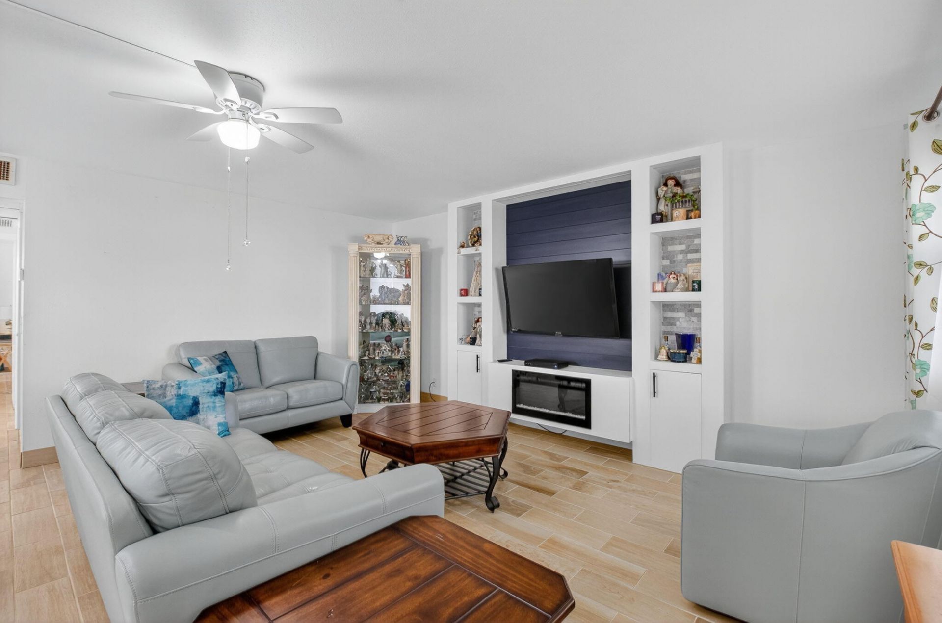 60 Brittany, Unit B, Delray Beach, FL 33446 Photo