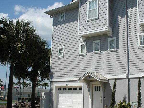 107 17TH Avenue S, Unit B, Jacksonville Beach, FL 32250
