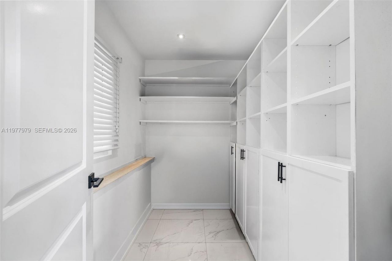 1519 Biarritz Dr (avail Asap), Miami Beach, FL 33141 Photo