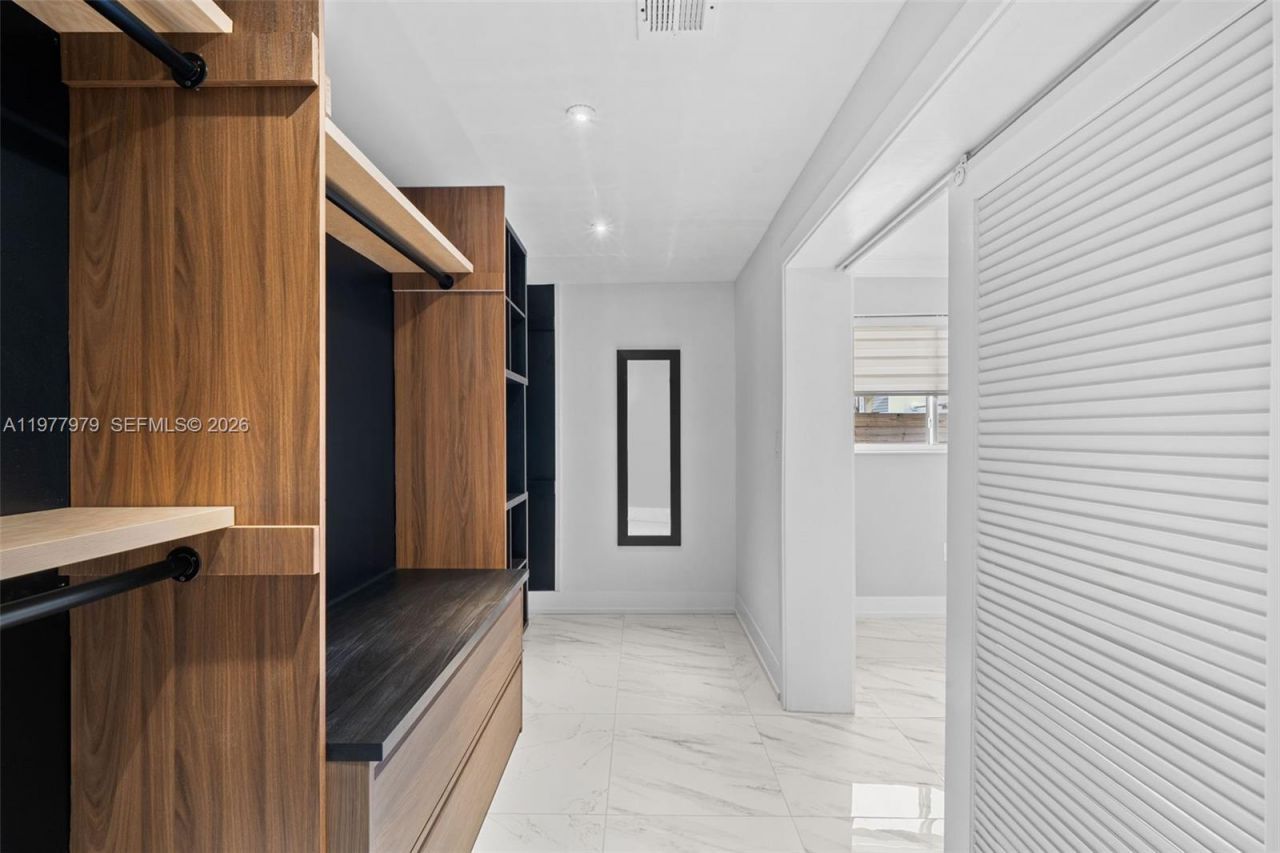 1519 Biarritz Dr (avail Asap), Miami Beach, FL 33141 Photo