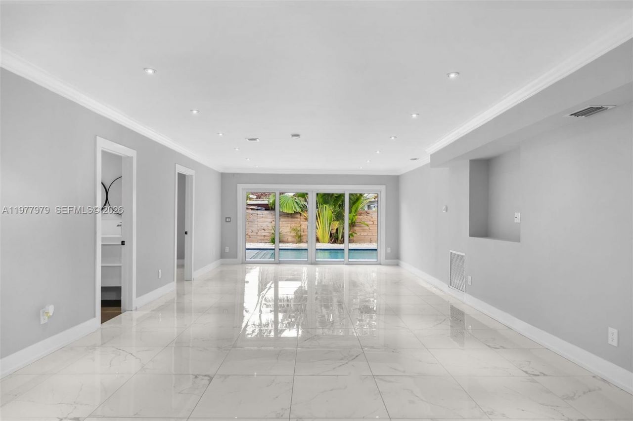 1519 Biarritz Dr (avail Asap), Miami Beach, FL 33141 Photo