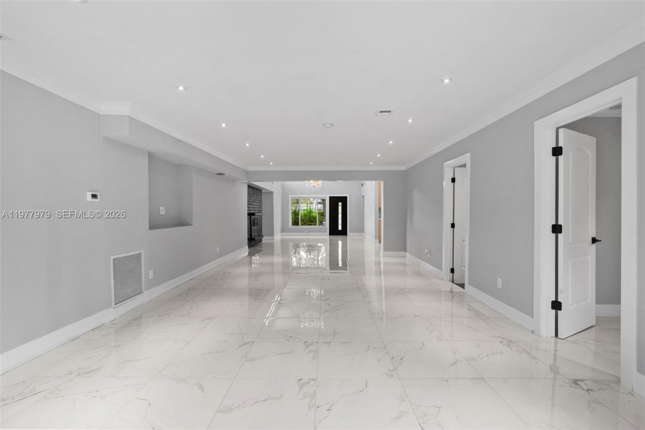 1519 Biarritz Dr (avail Asap), Miami Beach, FL 33141 Photo