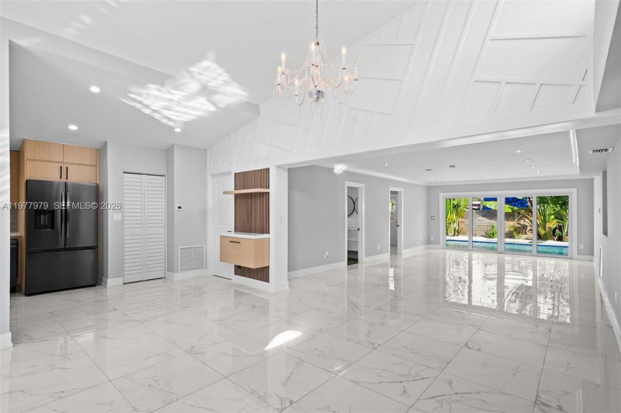 1519 Biarritz Dr (avail Asap), Miami Beach, FL 33141 Photo