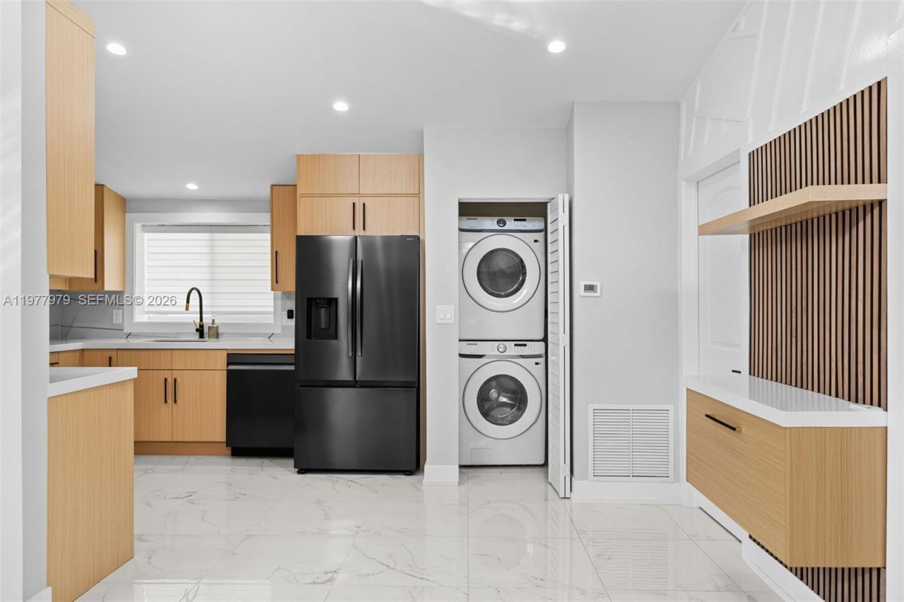 1519 Biarritz Dr (avail Asap), Miami Beach, FL 33141 Photo