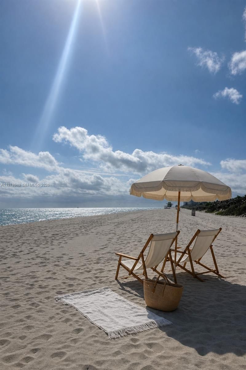 8345 Byron Ave, Unit 1, Miami Beach, FL 33141 Photo