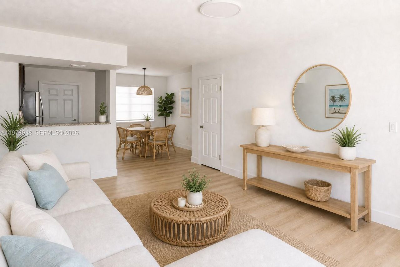 8345 Byron Ave, Unit 1, Miami Beach, FL 33141 Photo