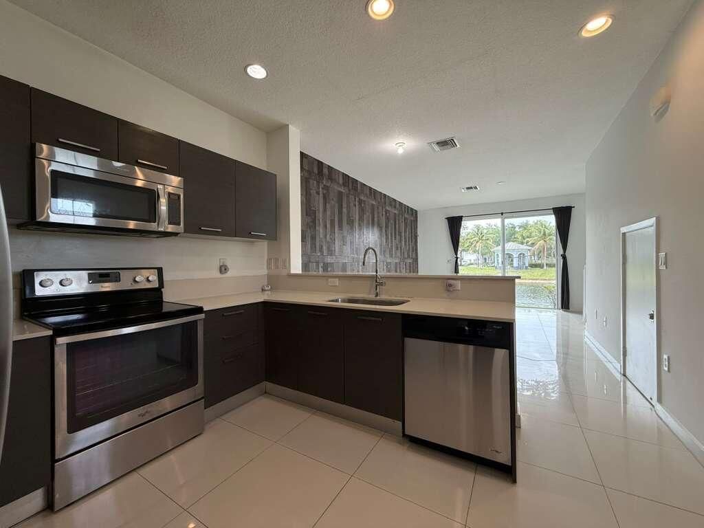 3563 NW 13th Street, Fort Lauderdale, FL 33311 Photo