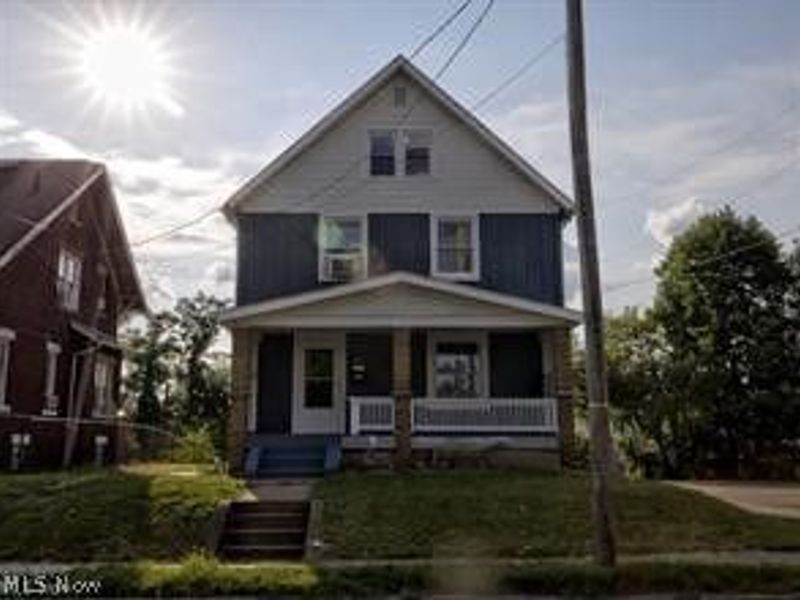 1417 Harrisburg Road NE, Canton, OH 44705 Photo 1