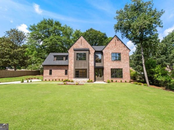 3711 Mountain Cove Road, Snellville, GA 30039