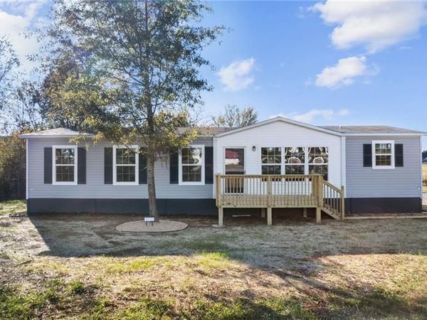 5712 Rockmart Road SE, Silver Creek, GA 30173