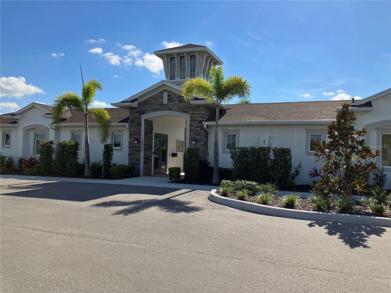 5633 Soft Skies Drive, Sarasota, FL 34238 Photo