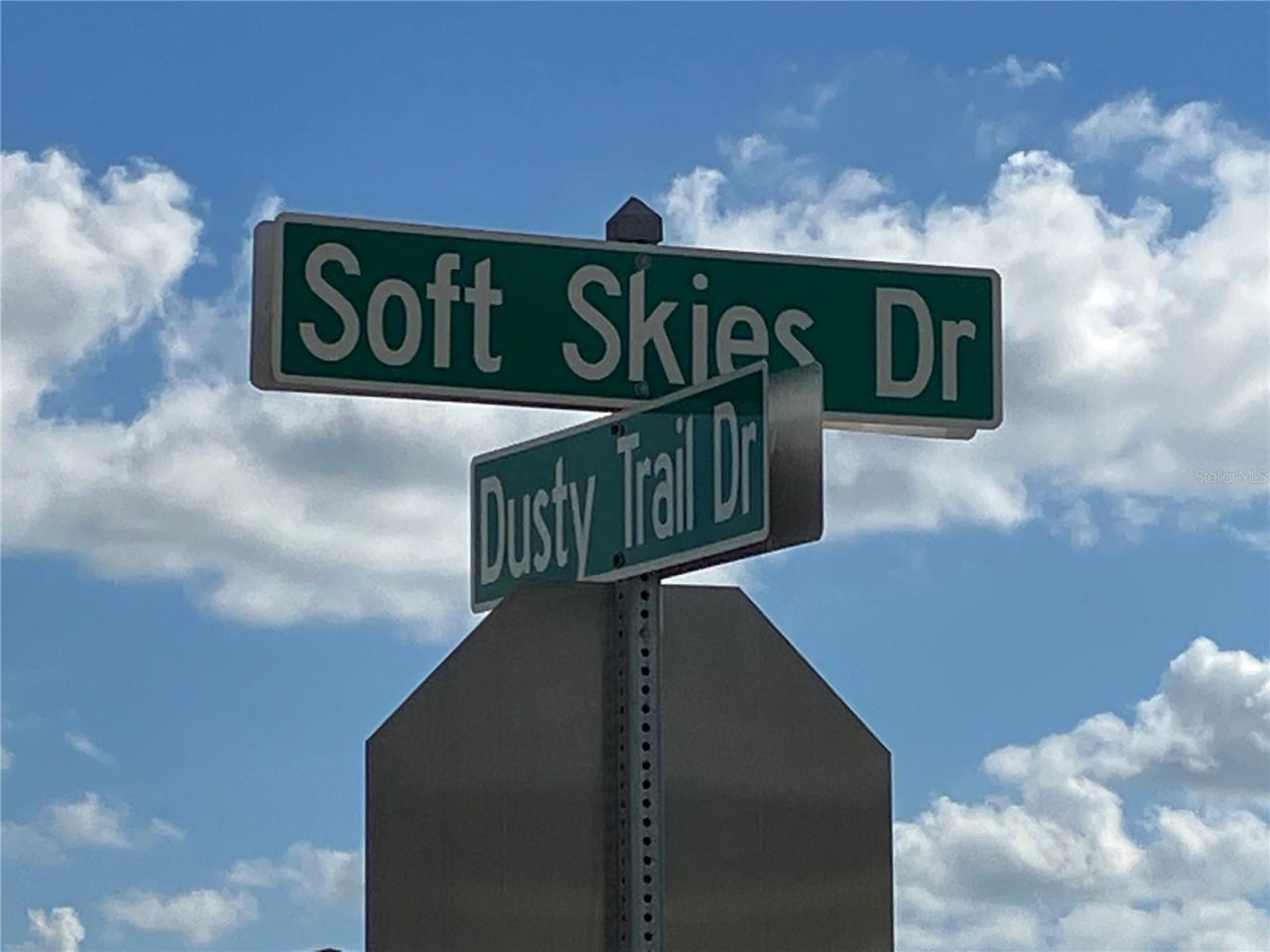 5633 Soft Skies Drive, Sarasota, FL 34238 Photo