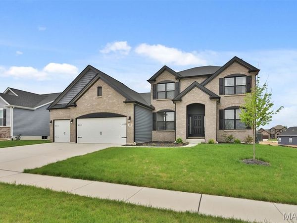 112 Westhaven View Drive, Wentzville, MO 63385