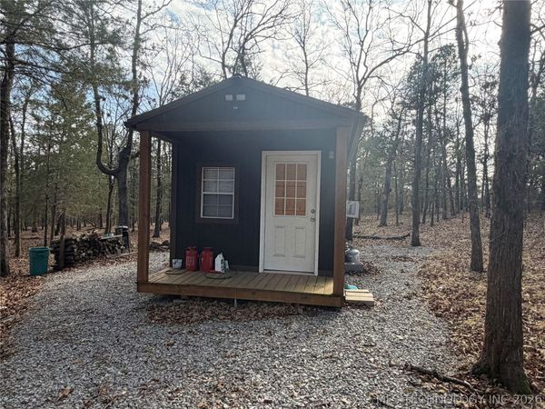 1083 Avenue , Red Oak, OK 74563