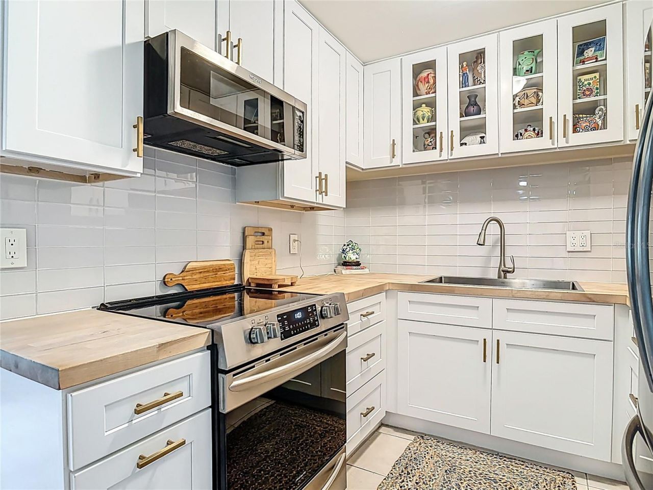 3800 Saxon Drive, Unit B13, New Smyrna Beach, FL 32169 Photo