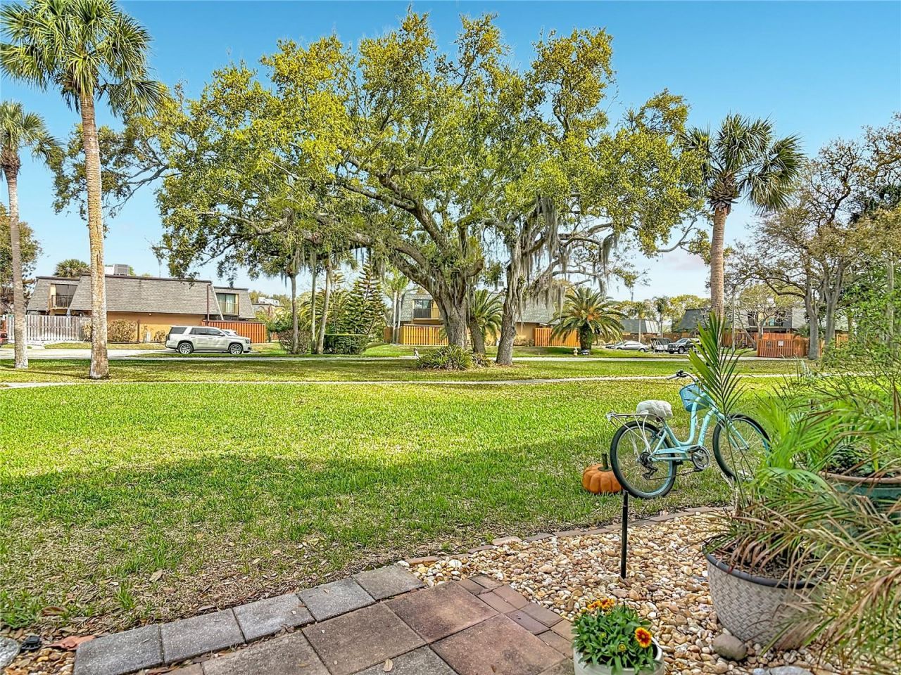 3800 Saxon Drive, Unit B13, New Smyrna Beach, FL 32169 Photo