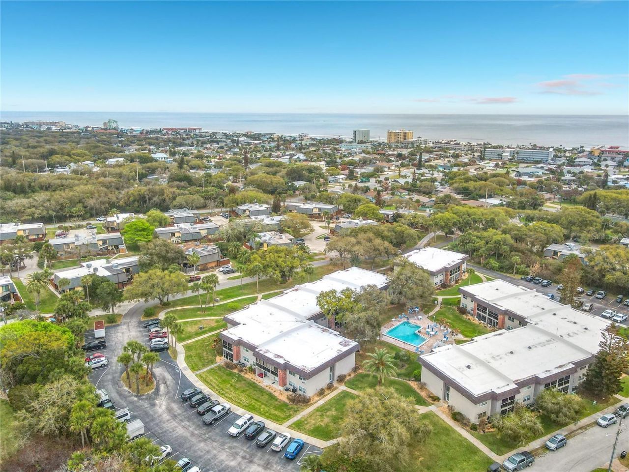 3800 Saxon Drive, Unit B13, New Smyrna Beach, FL 32169 Photo