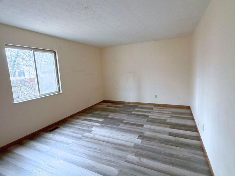 3985 Spyglass Drive, Columbus, OH 43228 Photo 13