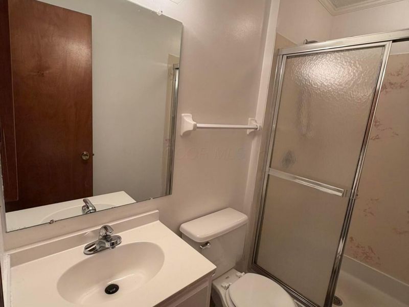 3985 Spyglass Drive, Columbus, OH 43228 Photo 14