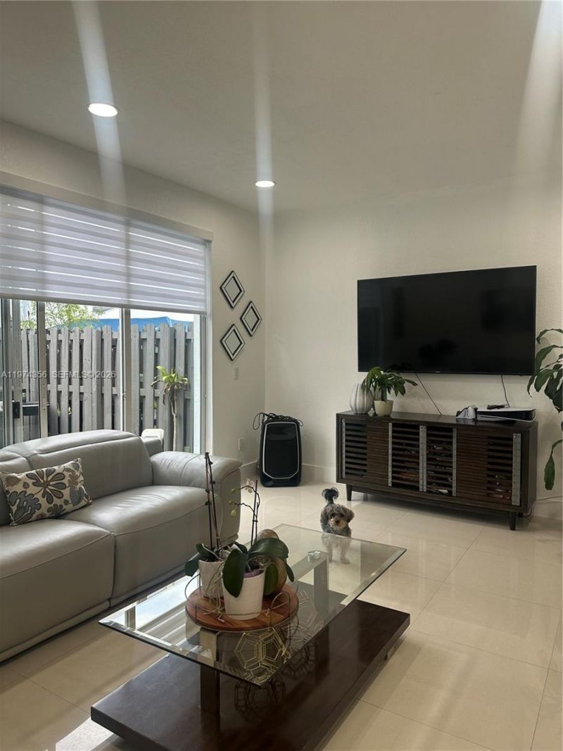 15775 SW 41st St , Unit 68, Miramar, FL 33027 Photo