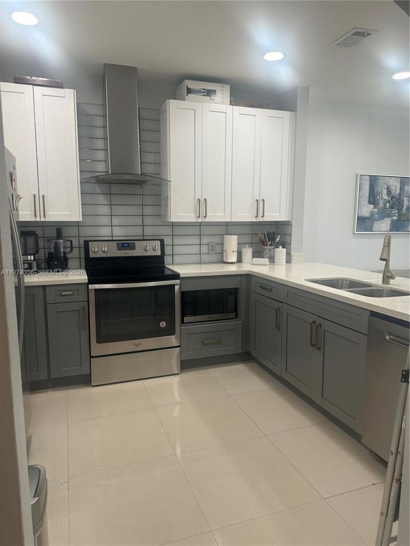 15775 SW 41st St , Unit 68, Miramar, FL 33027 Photo