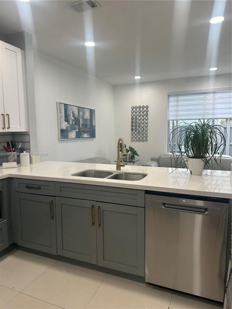 15775 SW 41st St , Unit 68, Miramar, FL 33027 Photo