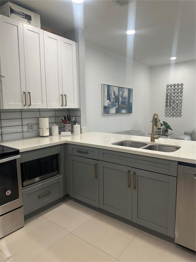 15775 SW 41st St , Unit 68, Miramar, FL 33027 Photo