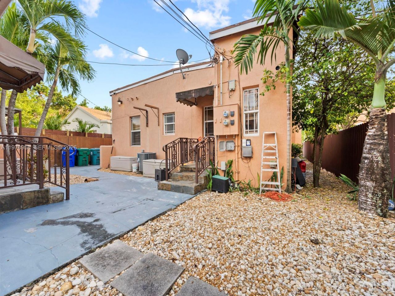 37 NW 47th Ter , Miami, FL 33127 Photo