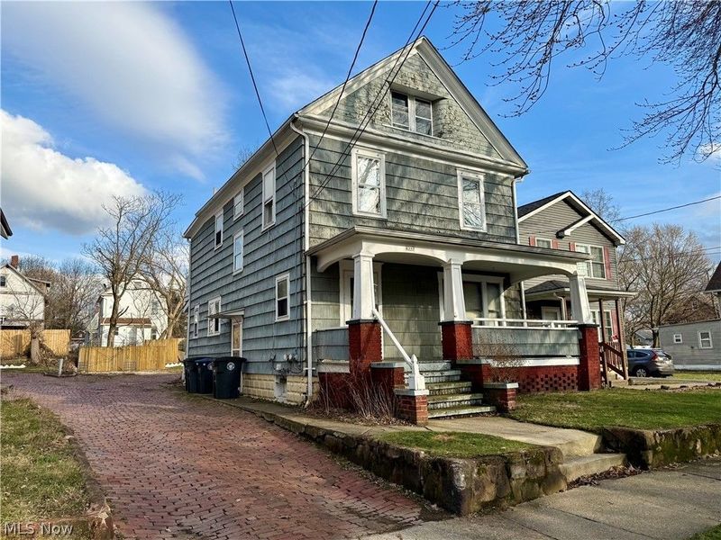 1383 Curtis Street, Akron, OH 44301 Photo 2