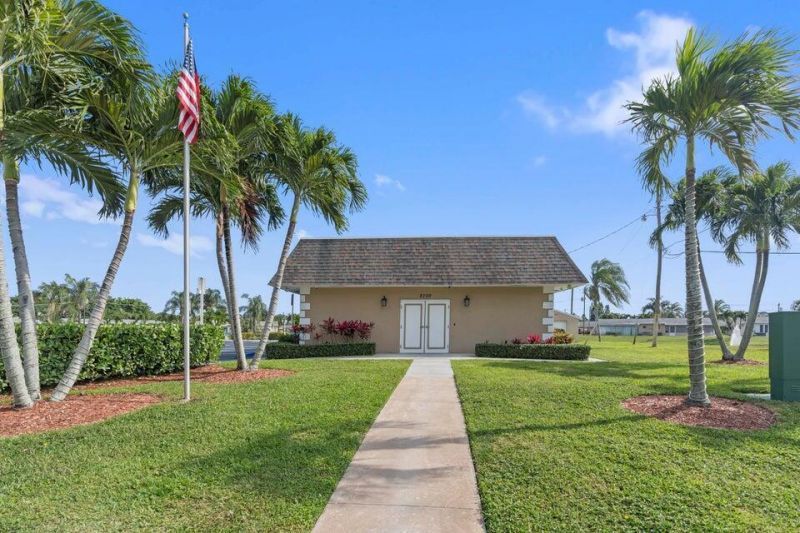 2704 Knight Lane, Delray Beach, FL 33445 Photo