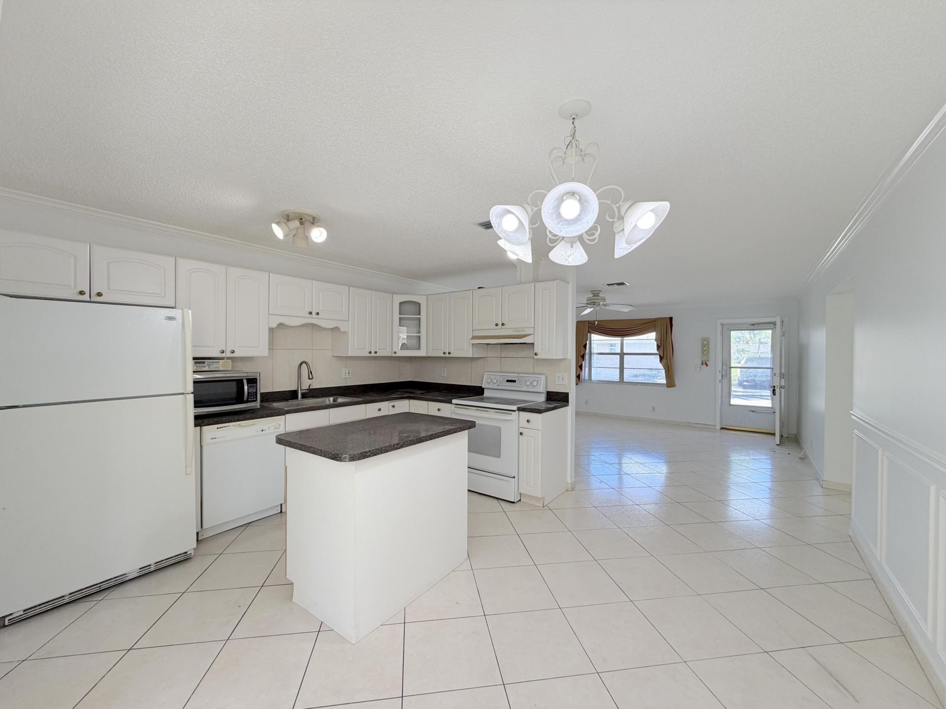 2704 Knight Lane, Delray Beach, FL 33445 Photo