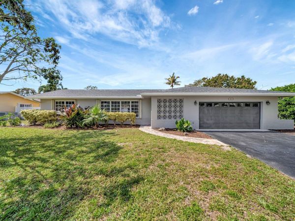 1251 SW 67th Ave, Plantation, FL 33317